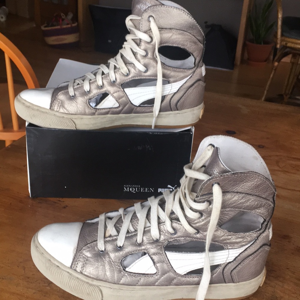 Alexander McQueen Puma Vulcan cut-out antique gold